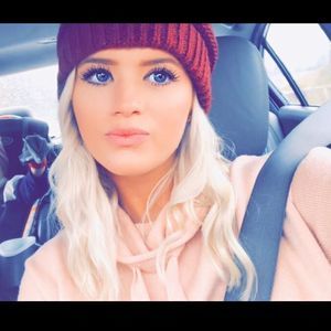 Meet your Posher, Jaclyn